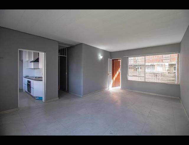 3 BEDROOM PROPERTY TO RENT IN EDLEEN